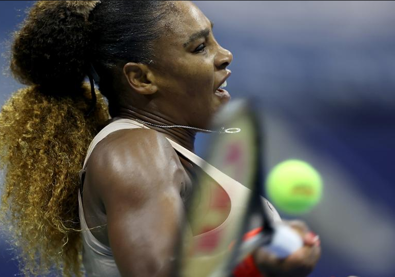 S-a stabilit finala de la US Open: Serena Williams, învinsă de Azarenka