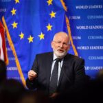 Frans Timmermans: Nu e aceeași situație ca la OUG 13. Ciolacu și PSD sunt dedicați foarte mult statului de drept