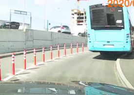 Probleme la podul Ciurel deja? Un autobuz nu pare să aibă loc pe rampe (Video)