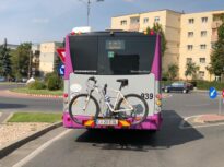 Aplicațiile de transport nu sunt pentru oricine. Soluțiile UE dacă nu ești „digitalizat”