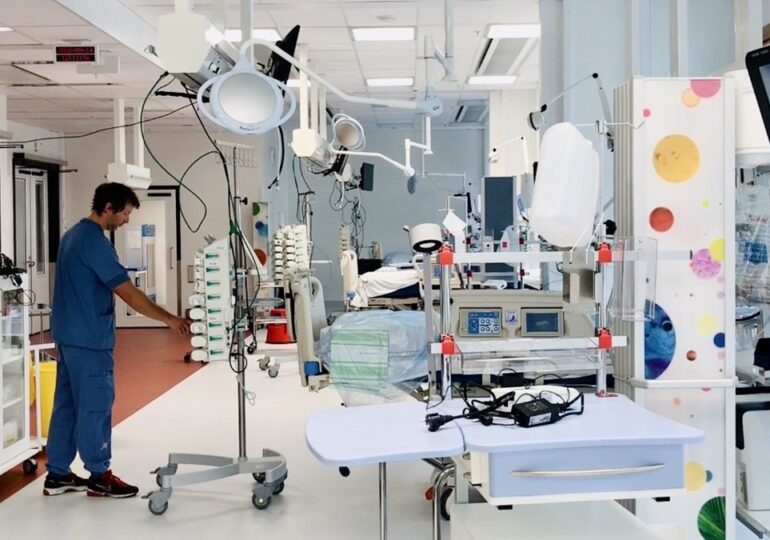 Un centru din Suedia se oferă să trateze pacienți europeni grav bolnavi de Covid-19