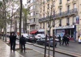 Doi oameni au fost înjunghiați la Paris, lângă fostul sediu Charlie Hebdo