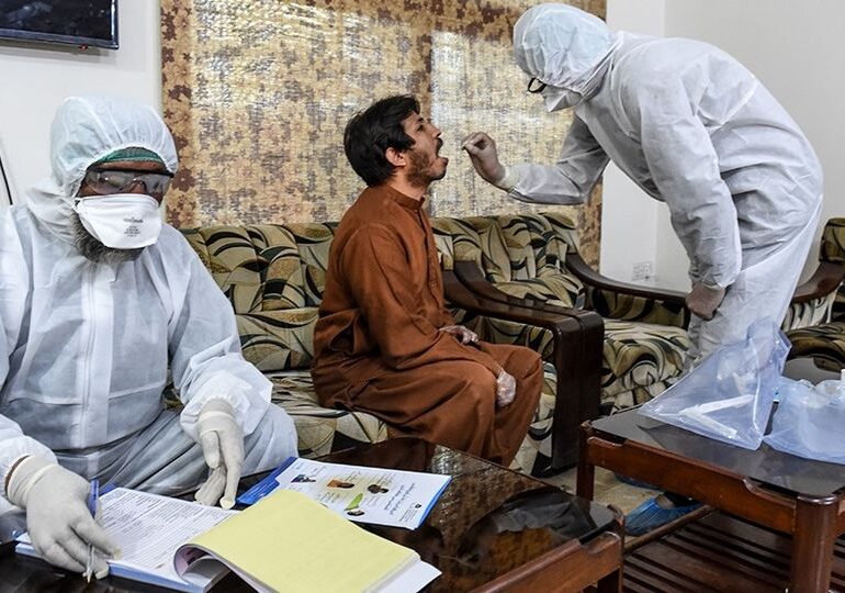 Pakistan: În Karachi, 95% dintre persoanele testate pozitiv pentru COVID-19 erau asimptomatice (studiu)