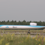 Test reușit pentru Flying-V, avionul în care pasagerii, bagajele și rezervoarele de combustibil stau în aripi (Video)