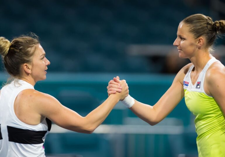 Simona Halep o va întâlni pe Karolina Plișkova în finala turneului de la Roma