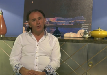 Murad susține că Simion ar fi negociat cu PSD ministere pentru votarea Guvernului Veștea. Reacția AUR