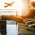 Jet lag-ul ne dă peste cap organismul: ce putem face ca să ne revenim mai repede după un zbor lung