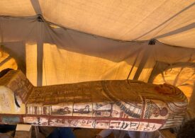 Incă 14 sarcofage au fost descoperite în Egipt în ultimele zile (Foto)