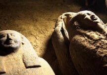 Egiptul anunţă că a descoperit 59 de sarcofage intacte: E începutul unei mari descoperiri