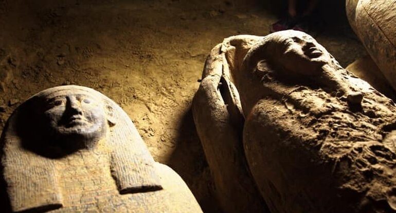 Descoperire de proporții făcută în Egipt. Sunt intacte, deși au 2.500 de ani!