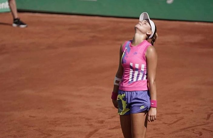 Situație inedită la Roland Garros: O tenismenă a rămas fără... rachete!