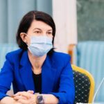 Violeta Alexandru părăseşte grupul PNL: Mi se pare de neacceptat că mergem să stăm jos să discutăm cu PSD-ul pe care l-am hulit atâţia ani