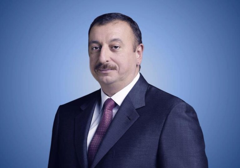 Conflictul din Nagorno-Karabah: Preşedintele azer cere retragerea forţelor armene