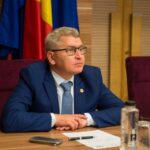 Florin Roman îi răspunde Ralucăi Turcan: Nu există niciun fel de problemă în plata pensiilor şi alocaţiilor. Cîțu a trimis Corpul de Control la Ministerul Muncii