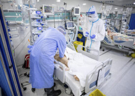 Medic: Șase pacienți în stare gravă, cu COVID-19, au murit la Timișoara, pentru că nu au avut loc în ATI