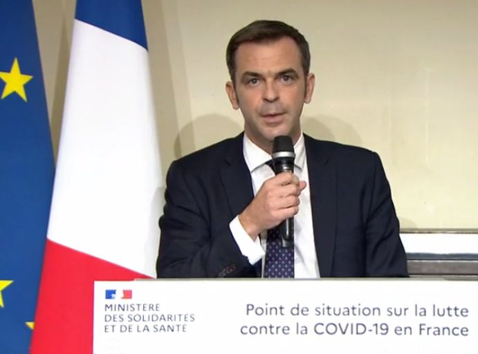 Parisul ar putea intra în stare de alertă maximă de luni, din cauza numărului mare de cazuri de COVID-19