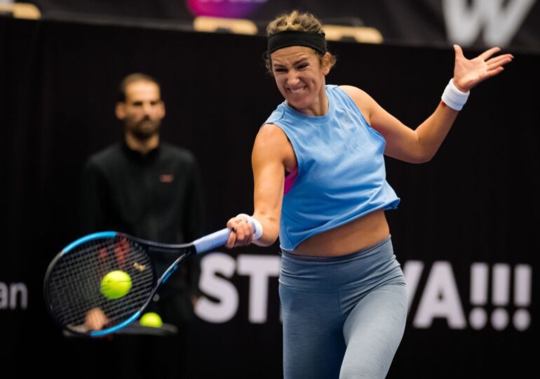 Victoria Azarenka s-a calificat în finala turneului de la Ostrava după o victorie categorică
