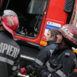 Un autobuz plin cu călători a luat foc în mers la Oradea (Foto)