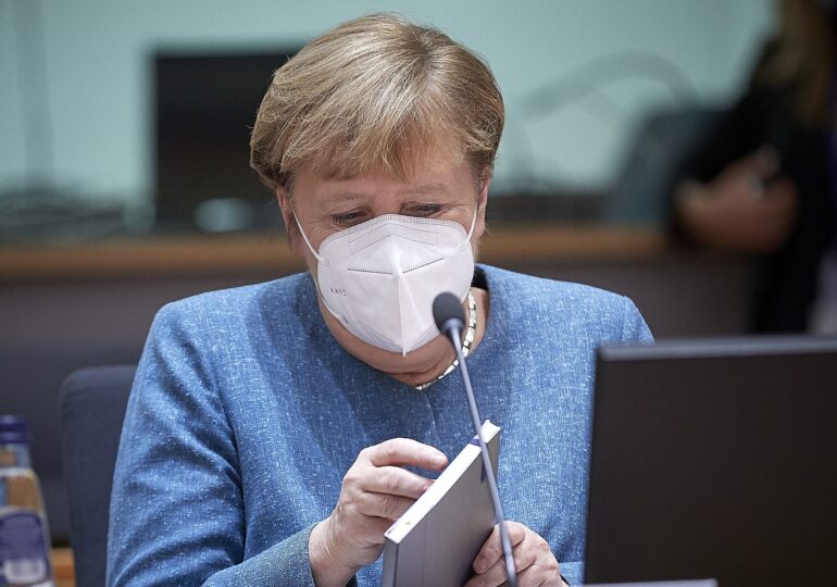 Merkel susține că restricțiile de la începutul pandemiei i-au reamintit de viața ei în RDG