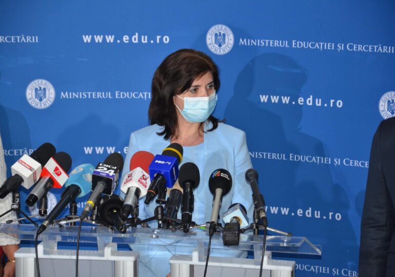 Ministrul Educației anunță că școlile se închid în București ”cel mai probabil” de marți
