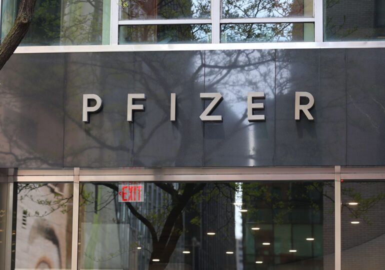 Pfizer permite și altor companii să producă pastila anti-Covid care reduce riscul de spitalizare și deces cu 89%