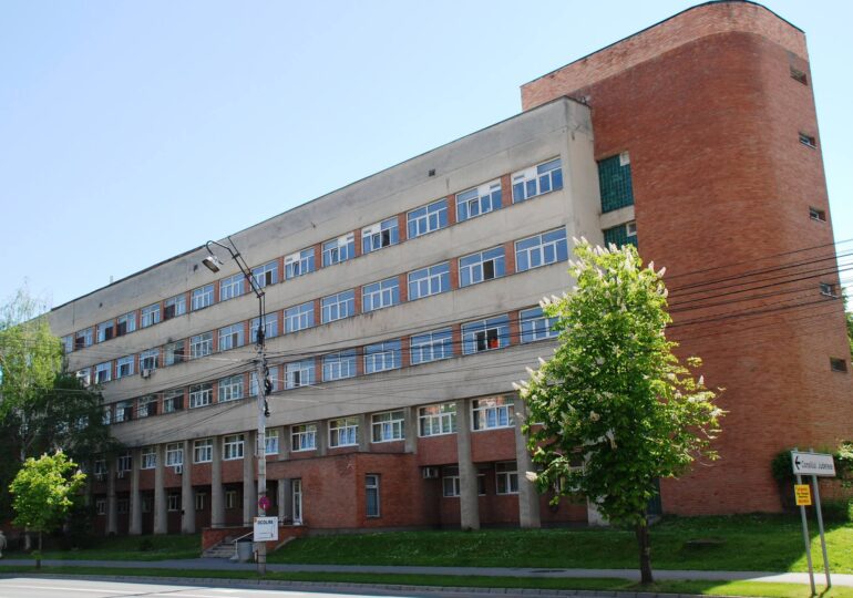 Managerul Spitalului Judeţean Sibiu și-a dat demisia și acuză presiuni