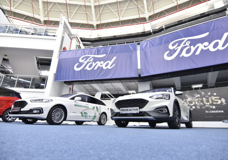 Ford ar putea fabrica și baterii pentru mașinile sale electrice, pentru a ține pasul cu vremurile și a păstra locuri de muncă
