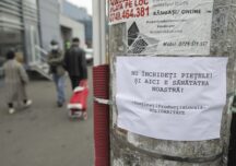 Autoritățile au închis piețele, comercianții sunt disperați. Protest la Crângași: O să murim de foame! (Foto)