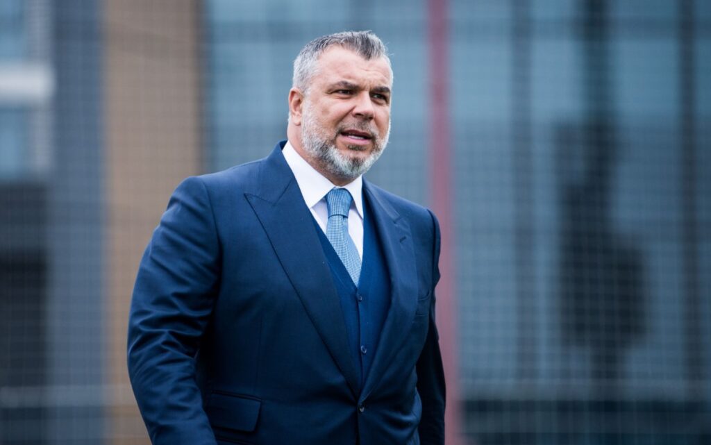 Cosmin Olăroiu a semnat cu o nouă echipă