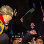 Rusia trimite 2.000 de militari să menţină pacea în Nagorno Karabah, după acordul care a provocat proteste violente, dar şi manifestaţii de bucurie