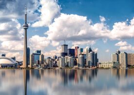 Cel mai mare oraş din Canada intră în izolare de luni