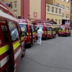 Situație disperată la Iași, unde ambulanțele cu pacienți COVID fac coadă în curtea spitalului, dar nu mai e niciun loc liber