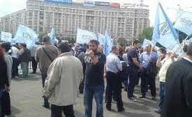 Protest la Guvern: Mii de angajați de la Asistență Socială și Protecția Copilului spun că nu și-au primit salariile din septembrie