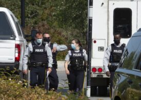 Atac în Canada în noaptea de Halloween: Un bărbat costumat a înjunghiat mai mulți oameni - 2 morţi şi cel puţin 5 răniți