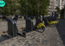 Parisul amenință că interzice trotinetele electrice, după un accident mortal