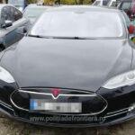 O mașină Tesla de 52.000 de euro, furată în Norvegia, a fost găsită în Suceava