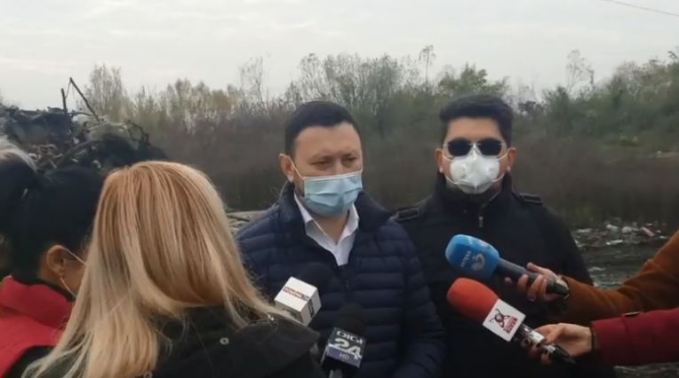 Descinderi în Dâmbovița, după arderi ilegale. Ministrul Mediului: Și ziua, și noaptea în această comunitate se ard deșeuri (Video)