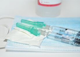 Italia ar putea introduce permise de călătorie pentru cetățenii vaccinați anti-COVID