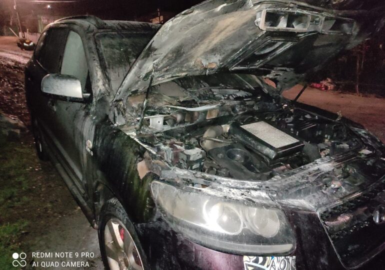 Sindicatul Europol cere măsuri de protecție, după ce mașina unui polițist a fost incendiată