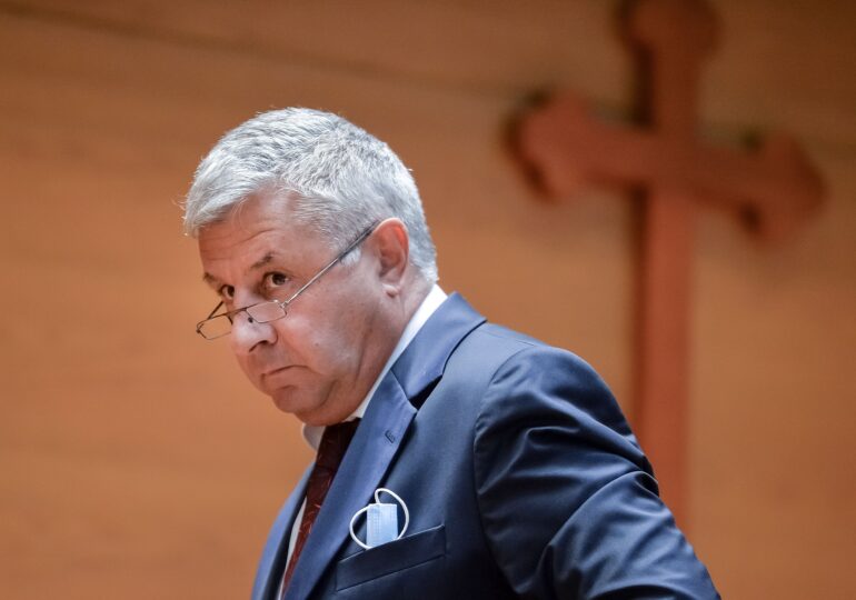 De ce i-a permis CCR lui Florin Iordache să rămână la șefia Consiliului Legislativ: Parlamentul apreciază buna reputație, nu Curtea!