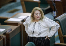 AUR i-a retras sprijinul politic senatoarei Șoșoacă UPDATE Nu a fost exclusă pentru că nu era membră în partid