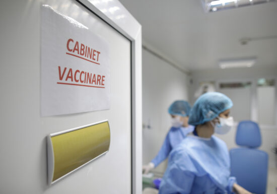 Peste 10.000 de persoane s-au vaccinat anti-Covid în România