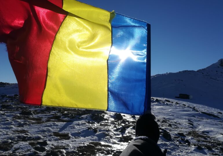 Patriotismul la români. O dezbatere necesară