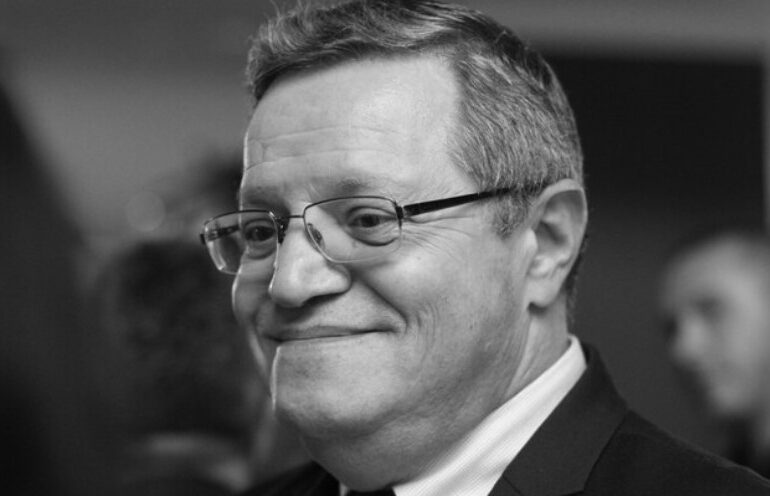 Jurnalistul Adrian Ionescu a murit