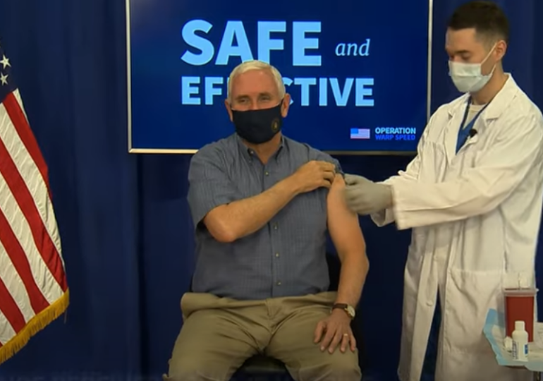 Mike Pence şi soţia lui s-au vaccinat în direct împotriva COVID-19 (Video)