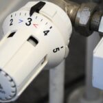 De la 1 ianuarie TVA la energia termică pentru populaţie, şcoli și spitale va fi de 5%. Însă doar pe perioada iernii