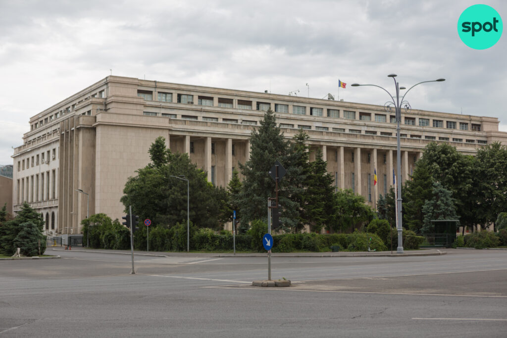 Aproape două treimi dintre români consideră prioritară formarea rapidă a unui guvern cu puteri depline – sondaj INSCOP