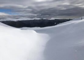 Doi schiori au murit în Munții Făgăraș, din cauza unei avalanșe