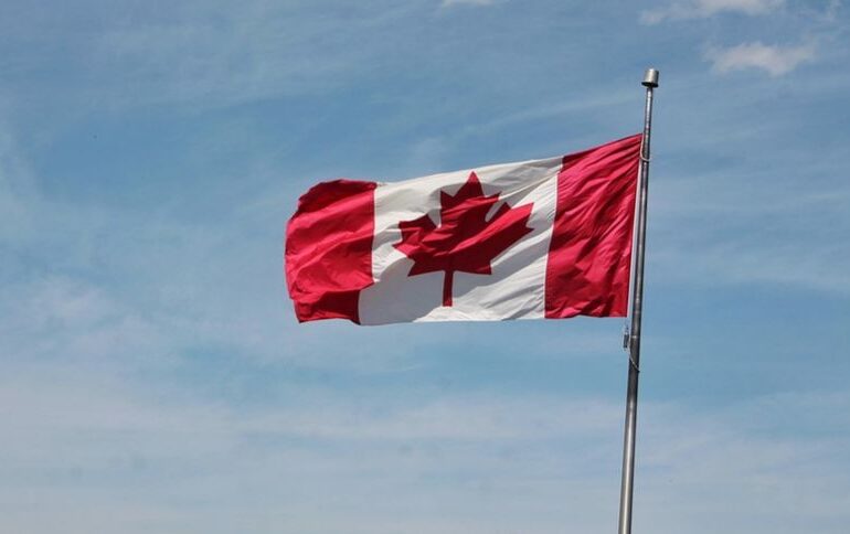 Canada nu își deschide granițele nici în următoarea lună