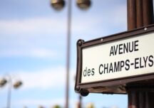 Primarul din Paris vrea să facă celebrul Champs Élysées mai verde, cu un plan de 305 milioane de dolari